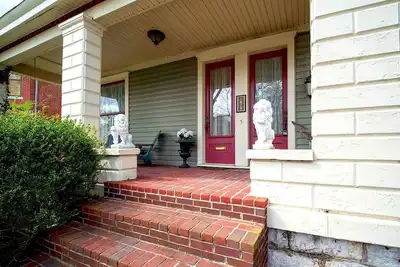 Image de Victorian Retreat ~ Historic Highlands 4 Bedroom