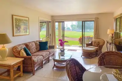 Image de Beautifully Furnished 2 Br, 2 Ba Recently Remodeled With Stunning Views.