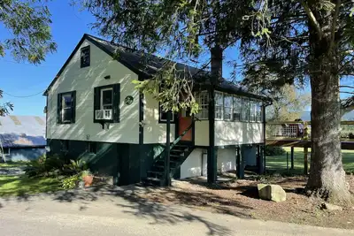 Image de Historic Farm Property, 40 min. from Penn State