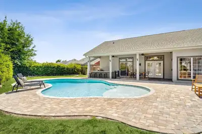 Image de Luxury Villa w/ Pool - 15 Min to Beaches
