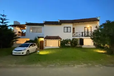 Image de Casa Pura Vida, metros de la Playa, Piscina Climatizada