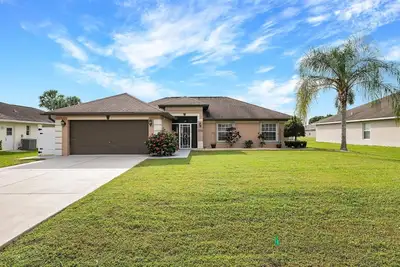 Image de Beautiful 4 Bedroom 2 Bath home in Punta Gorda, Florida close to it all.