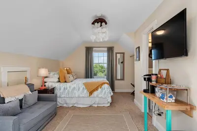 Image de Sunrise Oasis with an Oceanview