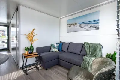Image de Waterlodge Blue Lagoon sur jetée pour 4 personnes
