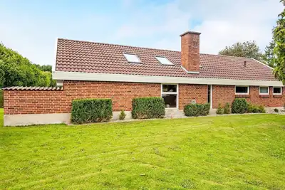 Image de Maison de vacances pour 5 a Børkop-By Traum