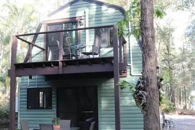 Image de Green Trees, Secluded, self contained chalet.