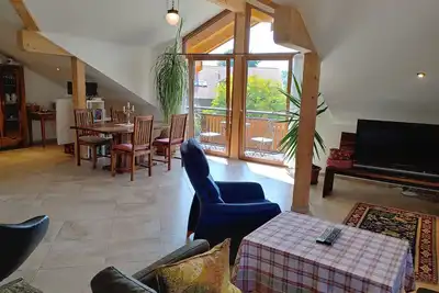 Image de Spacious, bright apartment on the top floor, 92 sqm, balcony with mountain view