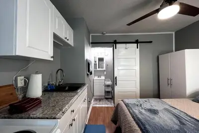 Image de Quaint & Cozy Efficiency #7