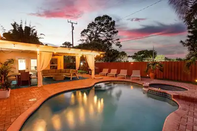 Image de Modern Villa with heated pool! Perfect for Families! 3d tour via inquiry