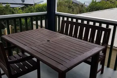 Image de Great views from this double storey bach. Very close to sandy beach.