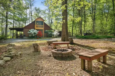 Image de Creekside cabin with 3 bedrooms, 2 full baths east of Gatlinburg