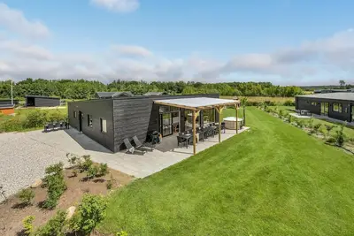 Image de Superbe maison à Glesborg avec WiFi
