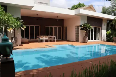 Image de The Friendship Villa by Amatak