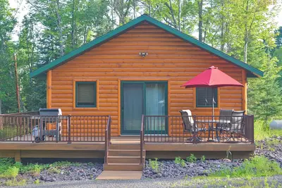 Image de This cabin is a 2 bedroom(s), 1 bathrooms, located in Cornucopia, Wi.