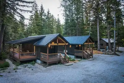 Image de `Wilderness Lodge` 1 bedroom cabin in the woods