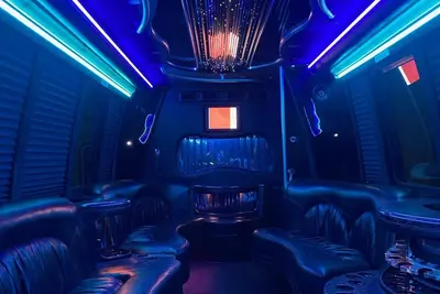 Image de Limo Party Tailgate Bus
