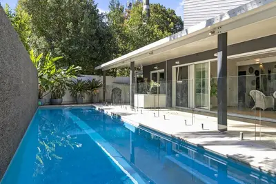 Image de Summer Beach House On Noosa Hill 31 The Quarterdeck