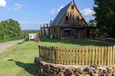 Image de Fuller View Cabin - A Mountain Cabin overlooking Sweet Home Alabama!
