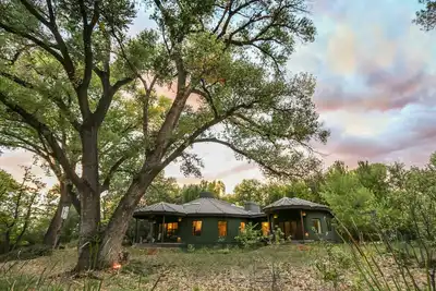 Image de Synergy Sanctuary - A Lush, Private Retreat