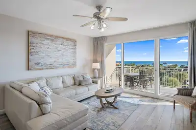 Image de Beautifully Updated 4th Floor Condo with Gulf Views in Destin! 🌴🌺☀