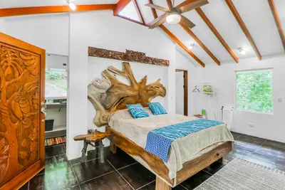 Image de Dreamy Off Grid Jungle Escape W\/ Shared Pool, Waterfalls & Hiking Trails