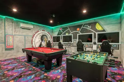 Image de Luxurious, Family Friendly 8 Bedroom/5 Baths Near Disney