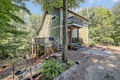 Tallulah Falls Cabin: location, location. location