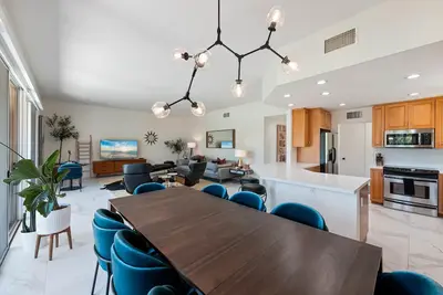 Image de Tranquil & spacious, newly updated, great location
