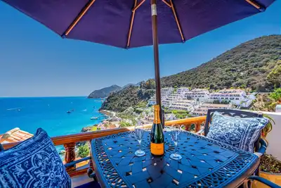 Image de Oceanfront villa w/ One of a kind Amazing View! !