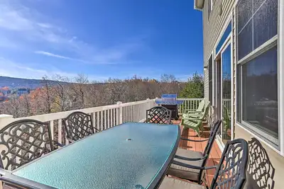 Image de Pocono Mountain Retreat: Ski, Snowboard and unwind - your perfect winter escape!