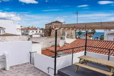 Image de Beautiful townhouse just footsteps from the beautiful La Cala Beach