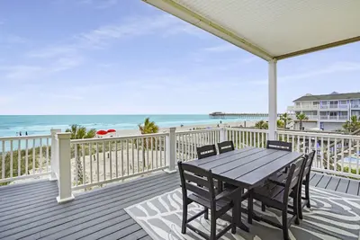 Image de Ocean Oasis 7 Bedrooms Oceanfront