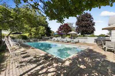 Image de Westhampton Beach Stunning One Level Home