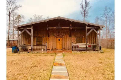 Image de Moonlight Country Cabin -Brand New Custom Build Secluded for a Romantic Getaway!