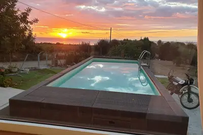 Villa avec piscine et vue sur mer