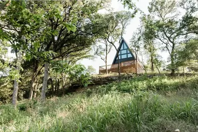 Image de A Frame Cabin with Plunge Pool in the Hill Country