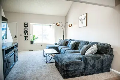 Image de Pet Friendly: Cozy Getaway, Centrally Located