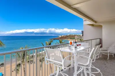 Image de Maui Resort Rentals: The Whaler 701 - Oceanfront 7th Floor 1br/2a, Sweeping Ocean Views from Lanai to Black Rock and Beyond!