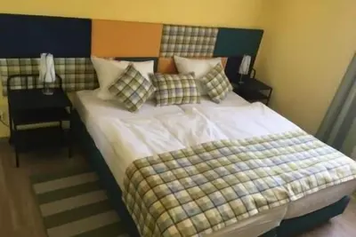 Image de Family & Friends apartment with box-spring double beds in Obernburg am Main