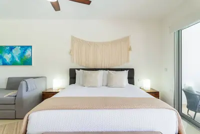 Image de Garden View &  Private Pool 2 bedroom 3 bath sleeps 6 at Mareazul Resort