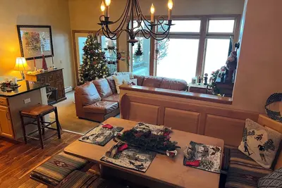 Image de True Ski In Ski Out  Slope Side 3 Bedroom, 3. 5 Bath Townhouse