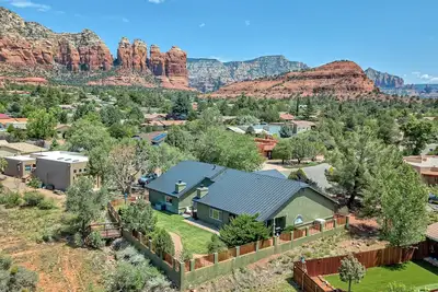 Image de Tranquil Luxury in W. Sedona! Insane Views, H/Tub, Close to Trails /Shops/Dining