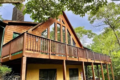 Image de Spacious Cabin Right Next to Cacapon State Park