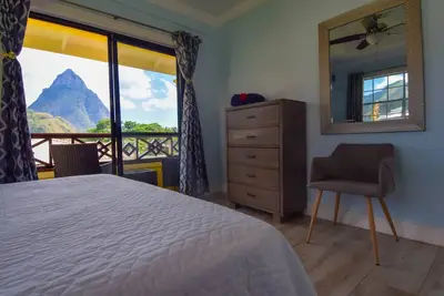 Image de Sea Piton View Apartment- Couple's Escape