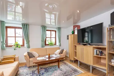 Image de Cozy vacation apartment with garden and pavilion