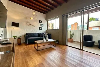 Image de Cozy Penthouse next to Poblado Park with Large Balcony and A/C