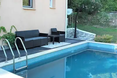 Image de 4 pièces indépendant dans villa calme, plages et centre ville à 5mn en voiture.