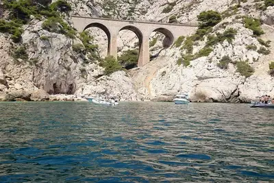 Image de Véritable cabanon de calanque de la côte bleue : le cabanon de la gaieté