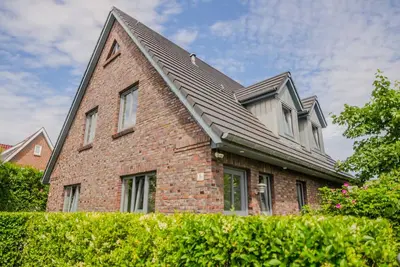 Image de Vacation home for up to 4 people with garden close to the city and beach