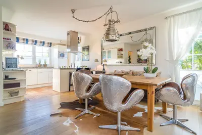 Image de House for up to 6 people with garden and sauna.